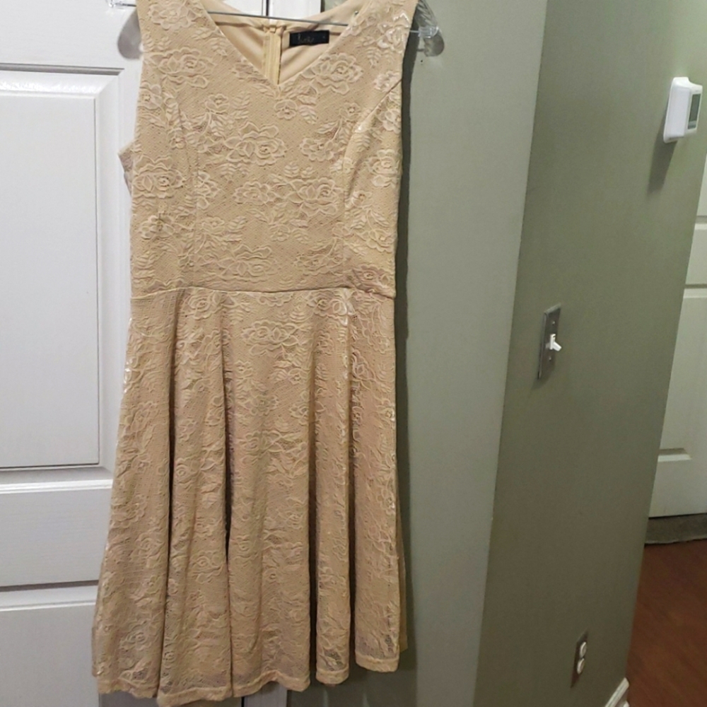 Lace dress